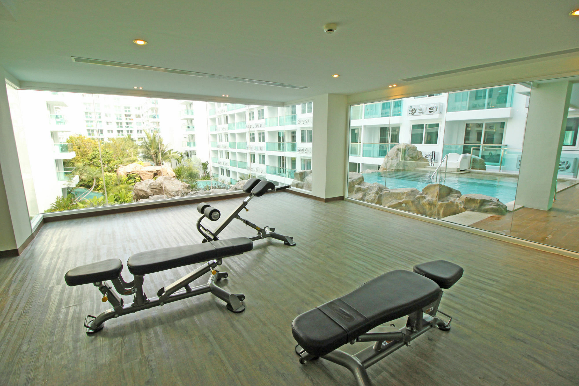 Amazon Residence By Pattaya Sunny Rentals Jomtien Beach Exterior foto
